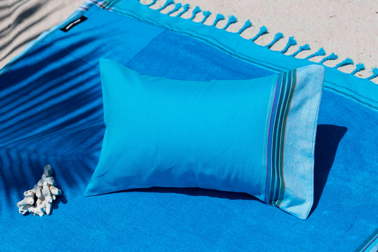Inflatable Beach Cushion In A Sky Blue Pillowcase - Relax Cap Ferret ...