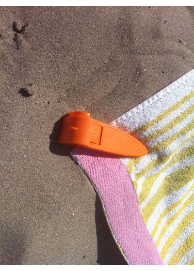 Pack of 4 Beach Towel Clips Orange