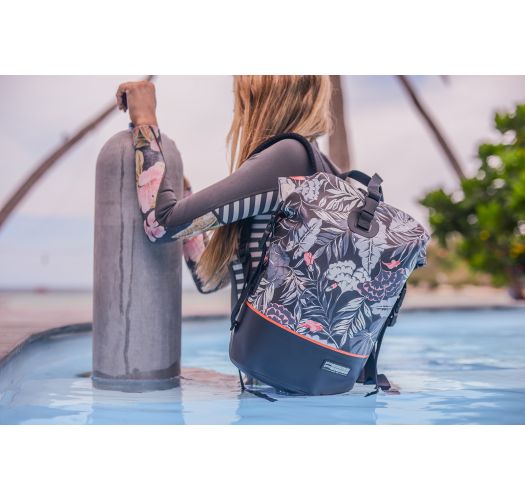 Black waterproof backpack with leaf motif - DRY TANK MINI MID-NIGHT BLACK