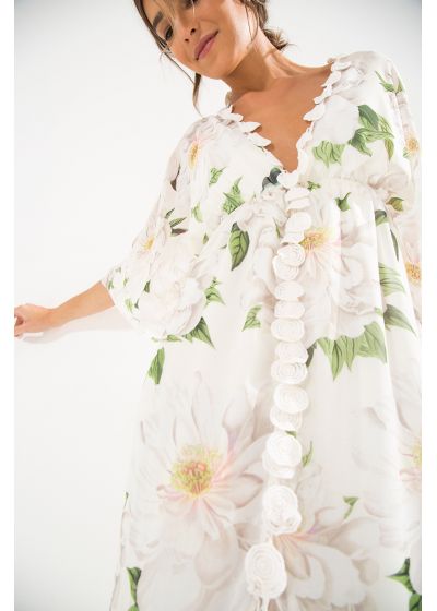 White long beach dress with flowers - MAX FLOWER KAFTAN