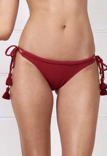 Braguita de bikini brasileña roja con pompones y bordes trenzados - BOTTOM FRENTE ÚNICA SUNSET HARBOUR