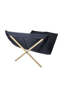 כסא מתקפל לחוף עשוי מבד ועץ אורן צבע אפור כהה, 140 על 70 ס