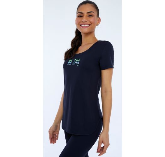 T-SHIRT SKIN FIT INSPIRACIONAIS PRETO