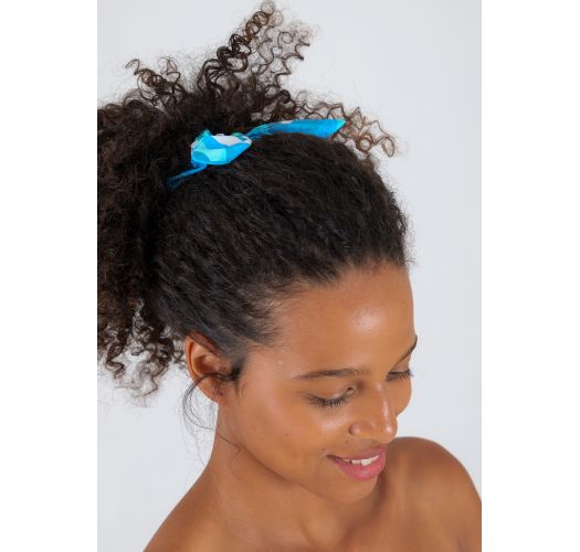 MAYAGUANA SCRUNCHIE