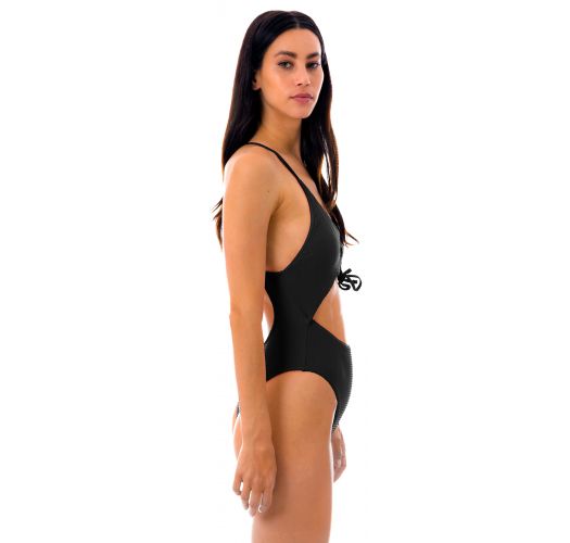 Czarny brazylijski jednoczęściowy kostium kąpielowy z wycięciem na brzuchu - DOTS-BLACK IVY STRAP