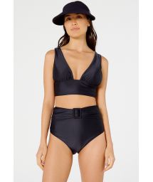 HOT ESSENCIAL PRETO