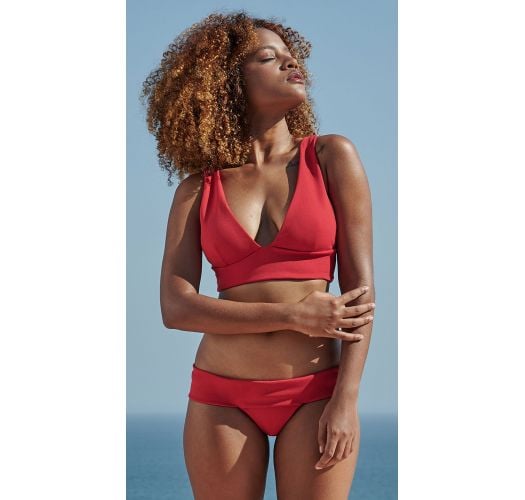 Ánimo escalar Reorganizar Bikinis Top Rojo De Tirantes Anchos - V Bikini Red - Marca Haight