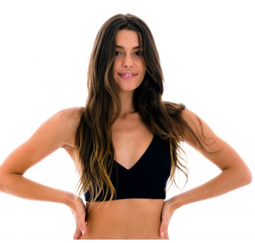 TOP COTELE-PRETO TRI-TANK
